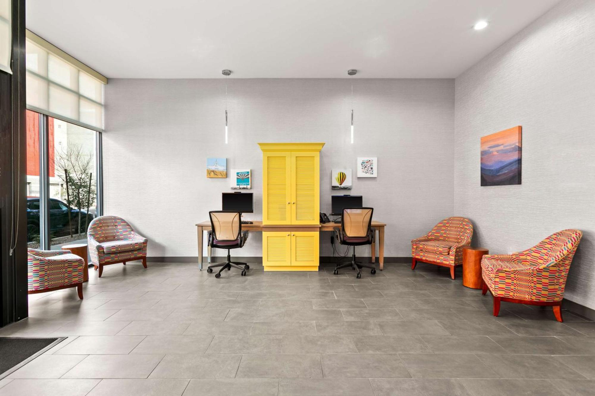 Home2 Suites By Hilton Phoenix Downtown Eksteriør billede
